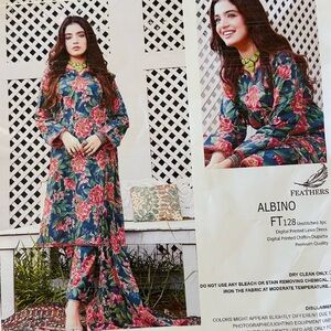 Pakistani designers 3 piece kameez shalwar and duppatta suit